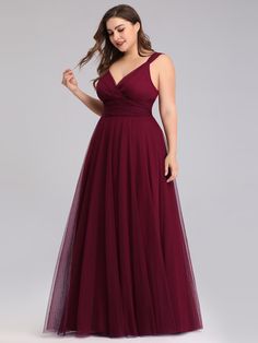 Plus Size Floor Length V Neck Evening Gown | Ever-Pretty #plussizedress #vneckdress #eveningdress #bridesmaddress #bridesmaids #weddingidea #EverPretty #burgundydress #tulledress Prom Dresses Plus Size, Plus Size Evening Gown, Wedding Party Bridesmaid, Plus Size Gowns, Tulle Bridesmaid Dress, Plus Size Bridesmaid, Gown Plus Size, Ever Pretty, Bridesmaid Dresses Plus Size