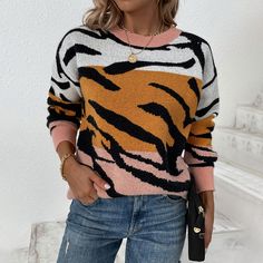 F00135945-102 Autumn Knitwear, Tiger Pattern, Leopard Design, Sweaters And Cardigans, Elegante Casual, Mode Casual, Print Sweater, Tiger Stripes, Pattern Sweater