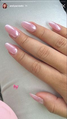 Light Pink Cat Eye Nails, Light Pink Chrome Nails Almond, Soft Pink Almond Nails, Pink Chrome Nails, Light Pink Nails, Smink Inspiration, Polish Ideas, Her Nails, Soft Nails