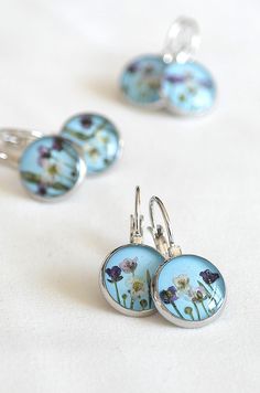 Blue earring Real dried flower earring Women accessories Copper earring art Handmade accessories Botanical jewelry Mothers day gift by KvitkaSonze on Etsy https://www.etsy.com/listing/223135142/blue-earring-real-dried-flower-earring Sky Blue Earrings, Light Blue Earrings, Earring Art, Real Flower Earrings, Pressed Flower Earrings, Gift For Bridesmaids, Flower Earring, Best Wedding Gifts, Earrings Resin