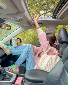 spring outfit #gazelle #springoutfit #aesthetic Pastel Shoes Outfit, Car Trip Outfit, Road Trip Aesthetic Outfit, Pink Gazelles, Adidas Gazelle Outfit, Mint Outfit, Road Trip Outfit, Gazelle Adidas, Samba Outfit