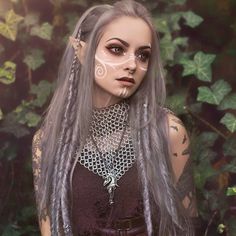 Cosplay Elf, Makeup Lipgloss, Elf Cosplay, Sugar Skull Makeup, Smink Inspiration, Elf Costume, Elf Makeup, Fairy Makeup