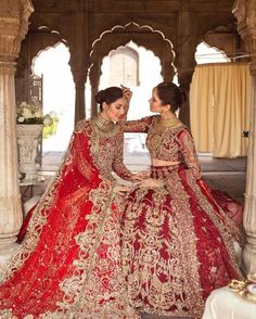 Queer Desi Wedding, Indian Lesbian Wedding, Indian Sapphic Aesthetic, Lesbian Indian Wedding, Queer Indian Aesthetic, Queer Desi Aesthetic, Wlw Wedding, Pakistani Aesthetic