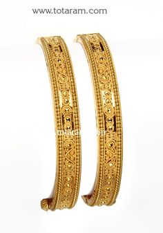 Indian Gold Jewellery Design, Gold Kada, 22k Gold Bangles, Indian Gold Jewelry, Gold Bangles Indian, Hand Jewellery, Gold Earrings Indian, Engraved Bangle, Gold Bangles For Women