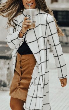 Checkered coat Barbie Closet, Puffy Winter Coat, Cute Winter Coats, Checkered Coat, Winter Coat Outfits, 40 Fashion Women, Winter Fashion Coats, Longline Coat, Womens Fashion Edgy