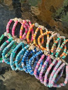 Preppy Summer Bracelets Clay Beads, Ideas For Bracelets With Clay Beads, Cute Summer Bracelet Ideas, Preppy Bracelet Ideas Summer, Clay Beads Idea, Clay Bead Bracelet Designs, Preppy Clay Bracelets, Clay Bead Bracelet Ideas Summer Preppy, Bracelets Ideas Clay Beads