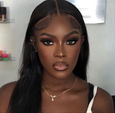 Senior Portraits Makeup Ideas, Bridal Makeup Lips, Brown Soft Glam Makeup, Face Beat Makeup Prom, Homecoming Makeup Looks Natural, African Bridal Makeup, Dark Brown Makeup Looks, Senior Photos Makeup