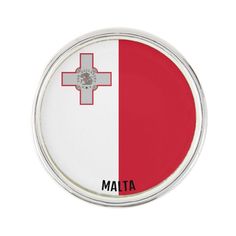 the flag of italy is shown on a round metal tin with an inscription that reads,'italia '