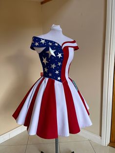 America Fashion, Patriotic Dresses, Marvel Costumes, Patriotic Fashion, Art Outfits