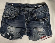 ad eBay - Miss Me Size 27 Signature Shorts American Flag Pockets - Buy Now, click the link (eBay) Stylish Clothes For Women, Distressed Denim Shorts, Short Leggings, The Flag, Miss Me, Distressed Denim, Click The Link, Stylish Women, Short Outfits