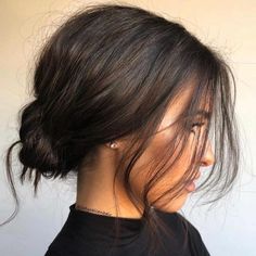 Prom Hairstyles For Short Hair, Peinados Fáciles Para Cabello Corto, Low Bun, Prom Hairstyles, Hair Pictures, Grunge Hair, Hairstyles For Women, Hair Dos