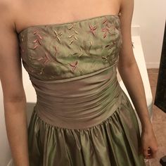 Originally Bought This Dress Off Poshmark For An Event, But Then Quarantine Happened And I Never Used It. In Great Condition And Very Comfortable. I Love The Color-Shift Of The Material. Really Lovely Dress And I Wish I’d Gotten A Chance To Wear It! Laid Flat, Measurements Are: Bust- 14 Waist- 12 Length (Armpit To Hem)- 52 I’m 5’5”, 120 Lbs And It Fit Like A Glove Scott Mcclintock Dress, 120 Lbs, Lovely Dresses, Prom Dress, Strapless Dress, Prom Dresses, Size 4, Dress Up, Prom