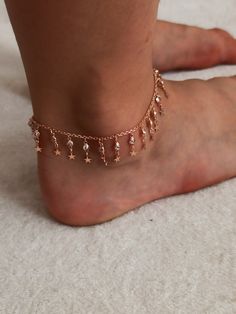 "Color: silver Material: 925 Sterling Silver Weight:2.75 grams height : 1.5cm bracelet length: 22cm 5 cm extension (27cm) Delicate ankle bracelet, rosegold anklet, 8.5 + 1.5\" adjustable chain extender. Please make sure this size fits your ankle. If you need a different length, simply indicate your desired length in the note box at checkout, and we'll gladly make it for you All items are packed in an elegant jewelry box and ready to give as a gift. If you would like us to send the jewelry direct Gift To Girlfriend, Pearl Ankle Bracelet, Silver Chain Anklet, Rose Gold Anklet, Blue Anklet, To Girlfriend, Hand Cuff Bracelet, Silver Anklet, Minimal Necklace