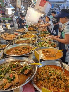 Thailand Travel Aesthetic Food, Bangkok Thailand Street Food, Bangkok Thailand Food, Thailand Street Food, Thailand Island Hopping, Bangkok Street Food, Food In Thailand, Thailand Culture, Street Food Thailand