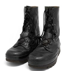 1980s Vintage Military Issue Combat Boots  8,9,10,14 Available  Color: black  Please note all items are examined to the best of our ability. Most items are 20+ years old and are not in perfect condition small imperfections are to be expected any major flaws will be disclosed.  No major flaws Condition:9/10 MESSAGE WITH OFFERS AND QUESTIONS  NO RETURNS  FOLLOW OUR PAGE FOR DAILY HEAT NEW ITEMS DROP DAILY! All leather uppers Man-made rubberized lug outsole 100% waterproof Speedlace top for swift on/off Water-resistant, leather, combat boot. It was designed for heavy use by the Swiss Army and is built more like a hi-tech modern hiking boot than most military boots.) is met by a shock-absorbing core which makes this a truly functional and tough outdoor boot. Some come with inserts but not all. Vintage Black Winter Boots, Black Leather Military Boots, Black Military Combat Boots With Round Toe, Vintage Black Combat Boots For Winter, Vintage Black Combat Boots With Round Toe, Heavy Duty Boots, Grunge Boots, Military Combat Boots, Swiss Military