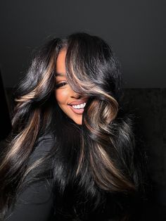 Cute Hair Colors, Natural Hair Wigs, Blowout Hair, Pretty Hair Color, Hair Affair, Hair Flip, Hair Crush, Hair Life, Baddie Hairstyles