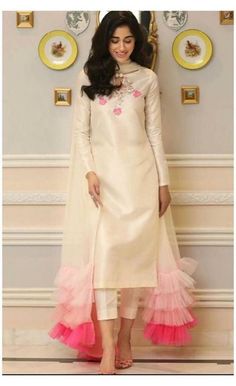 Design Kurta, Latest Kurti, Designer Kurti Patterns, Indian Salwar Kameez, Long Kurti Designs, Pakistani Dresses Casual, Casual Chique