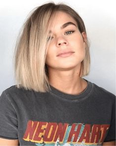 Haircuts For Ladies, Edgy Haircuts, Medium Short Hair, Bob Haircuts For Women, Hairstyle Women, Brown Blonde Hair, Short Hairstyle