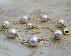 White Pearl Bracelet, Gold Filled, Real Freshwater Pearls, Anniversary Gift for Wife, Mom Birthday Bracelet, June Birthstone Jewelry Pearl Bracelet For Anniversary, Anniversary Akoya Pearl Bracelet In Pearl White, Single Strand Akoya Pearl Bracelet Gift, Pearl Bracelet With Charm For Anniversary, Pearl Drop Bracelet For Anniversary, Pearl White Bracelets With Pearl Drop For Anniversary, Pearl Drop Bracelets With Round Beads For Anniversary, Akoya Pearl Bracelet With Pearl Chain For Anniversary, Akoya Pearl Bracelet For Anniversary