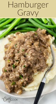 Hamburger Gravy on top of mashed potatoes with a side of green beans Hamburger Gravy Recipe, Hamburger Gravy, Ground Beef Recipe, Ground Beef Recipes Healthy, Keto Beef Recipes, Ground Beef Dishes, Beef Casserole Recipes, Dinner With Ground Beef