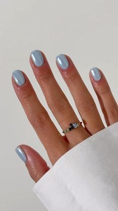 Summer Nails On Short Nails, Spring To Fall Nails, Cute Manicures For Short Nails, Summer Holiday Short Nails, Clean Nails Aesthetic Design, Clean Nail Inspiration, Nails Summer 2024 Short, Nails Spring Summer 2024, Easy Nail Art Ideas For Short Nails