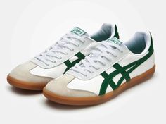 Asics Tokuten Sneaker H206Y White  Amazon Flat Shoes Outfit, Tiger Shoes, Asics Sneakers, Funky Shoes, Cute Sneakers, Wardrobe Basics, Sneaker Head