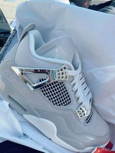 Shoes Aesthetic, Preppy Shoes, Jordan 4s, Jordan Shoes Retro, All Nike Shoes