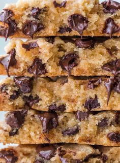 The Best Homemade Chocolate Chip Cookies Recipe Chocolate Chip Cookie Bar, Chocolate Chip Cookie Bar Recipe, Soft Chocolate Chip Cookies Recipe, Celebrating Sweets, Chocolate Chip Cookies Ingredients, Chocolate Chip Bars, Frozen Cookie Dough, Best Chocolate Chip, Soft Chocolate Chip Cookies