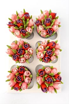 Chocolate cupcakes with buttercream tulips of varying shades of pink and red. Tulip Cupcakes, Buttercream Cake Decorating, Colorful Cupcakes, Floral Cupcakes, Cupcake Bouquet, Buttercream Flowers, Flowers Red, Spring Tulips, Red Tulips