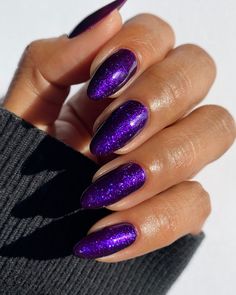 Dance Nails, Dream Within A Dream, Prom Nails Red, Violet Nails, Purple Acrylic Nails, Acrylic Nail Shapes, Bridal Eye Makeup, Art Deco Nails