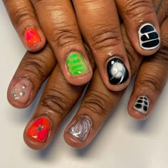 Gel Manicure Designs, Natural Nails Manicure, Minimal Nails Art, Natural Nail Art, Tooth Gems, Molten Metal, Hippie Nails, Hard Nails