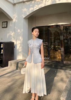 Office Elegant Outfit, Elegant Outfit Modest, Korean Fashion Dress Classy Women, Classy Outfits Summer Chic, Korean Outfits Formal, Corp Core Fashion, Elegant Korean Outfit, Korean Elegant Outfit, K Drama Fashion