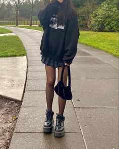 21 Outfits, Forever 21 Outfits, Grunge Clothing, Swaggy Outfits, Goth Outfits, Warm Outfits, Soft Grunge, Outfit Inspo Fall, Edgy Outfits