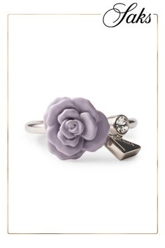 The delicate elegance of flowers inspires this romantic and sophisticated ring, adorned with the iconic triangle logo. Metal triangle logo 100% Brass, 100% Enamel Made in Italy Triangle Logo, Metal Ring, Metal Rings, Prada, In Italy, Brass, Italy, Ring, Flowers