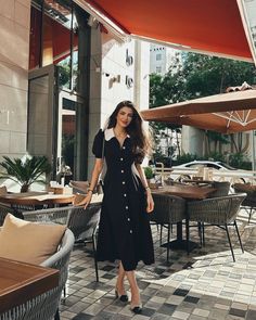 Summer Outfit Concert, Outfits Black Women Spring, Spring Outfits Black Women, Casual Old Money, Spring Outfits Black, Summer Outfit Ideas For Women, Money Dress, Casual Outfit Ideas, Elegant Outfit Classy