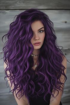 Cute Purple Hair Dye Ideas, Purple Hair Half Up Half Down, Dark Purple And Silver Hair, Colourful Hair Dye Ideas, Hair Color Half And Half, Purple Hair With Money Piece, Coloured Hair Ideas, Pulpriot Haircolor