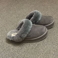 Worn Twice, Look Brand New, Super Comfortable, Easy To Style, Professionally Cleaned Ugg Slippers Gray, Pretty Sneakers, Shoes Ugg, Simple Shoes, Sheepskin Slippers, Ugg Slippers, Pretty Shoes, Womens Uggs, Ugg Shoes