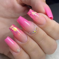 Uñas acrílicas color rosado,💗💗 Cute Acrylic Nail Designs, Summer Acrylic Nails, Pink Acrylic Nails, Square Acrylic Nails, Fancy Nails, Best Acrylic Nails, Cute Acrylic Nails, Acrylic Nail Designs