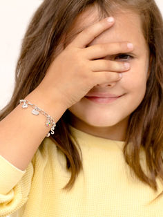 In Season Jewelry's Classic Link Kids Bracelet - Sterling silver bracelet designed for children and girls, adding a touch of timeless elegance to little wrists, perfect for any occasion. Holiday Gift List, Bracelet Size Chart, Special Girl, Childrens Jewelry