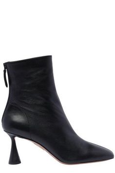 000 AQUAZZURA AMORE BOOTIE 75 ANKLE BOOTS Formal Outfits, Prada Designer, Formal Outfit, Modern Chic, Trust Me, Bootie, Soft Leather, Designer Shoes, Timeless Elegance