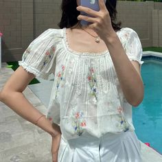 Women Spring/Summer 2024 New 100% Cotton French Pastoral Style Floral Print Pleated Binding Puffy Puffy Sleeve Top, French Women Style, Bubble Sleeve, Spring Summer 2024, Embroidery Lace, Pullover Shirt, Retro Floral, French Style, Top Dress