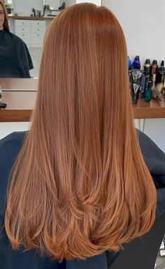 If your social media looks anything like ours, you may have seen #CowgirlCopper trending as one of the most popular hair trends. And with a name like that, we had to dive into it! Cowgirl copper hair enhances one’s golden, copper-red tones creating a warm, trendy, and unique look on many. So, how is this […] Haircut For Ginger Hair, Different Ginger Hair Colors, Ginger Hair On Brunette, Donna Suits Hair, Copper Hair On Brunettes, Brunette Ginger Highlights, Copper Gloss Hair, Highlights For Ginger Hair, Level 7 Copper Hair