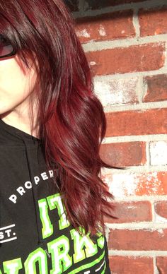 Maroon Colored Hair, Cute Hair Colors, روتين العناية بالبشرة, Auburn Hair