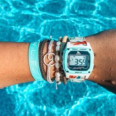 #myfreestylewatch #freestylewatches #colorful #waterresistant #beachwear #swim #swimwear #swimmingpool #explorepage #instagood #sun #fun #happy #watchlover #watchesofinstagram #cool #pool #poolparty #poolside #swimming #teamfreestyle Shark Watch, Freestyle Watch, Preppy Accessories, Cute Friendship Bracelets, Surf Jewelry, Preppy Bracelets, Tropical Patterns, Preppy Jewelry, Shark Clip