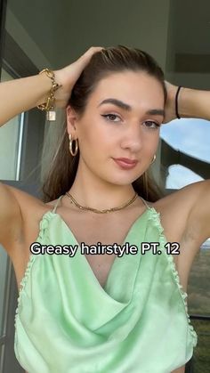 Hair Volleyball Hairstyles, Hair Tips Video, Hairstyles Volleyball, Greasy Hair Hairstyles, Work Hairstyles, Casual Hairstyles, Easy Hairstyles For Long Hair, Volleyball Hairstyles, Hairstyles For School