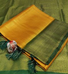 Item...Banarasi saree Fabric...Soft silk with allover coper jari weaving Length...Saree 5.5 mtr Bp..90 cm Care...Dry wash It is a very beautiful soft banarasi weaving saree. Easy to dreape and body hugging saree Gold Handloom Dola Silk Pre-draped Saree, Tissue Silk Saree With Traditional Weaving Work, Weaving Work Saree For Diwali Wedding, Banarasi Silk Saree With Weaving Work, Elegant Saree With Weaving Work For Puja, Wedding Saree With Weaving Work For Diwali, Gold Banarasi Silk Dupatta With Weaving Work, Diwali Wedding Saree With Weaving Work, Unstitched Jamawar Saree With Weaving Work