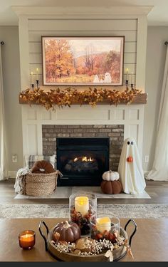 Fall Fireplace Decor With Tv, Fall Decor Tv Stand, Fall Fireplace Decor, Halloween Fireplace, Fall Mantle Decor, Fall Fireplace