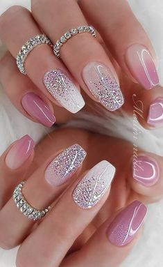 Metallic Nails Design, Valentine Nails, Nail Art Designs Summer, Metallic Nails, Pretty Nail Art, Nail Designs Glitter, Orange Nails, Accent Nails, Nail Art Summer