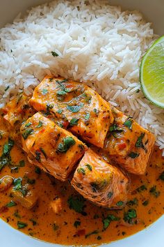 Coconut Curry Salmon, Curry Salmon, Coconut Curry Sauce, Indian Curries, One Pan Dinner, Quick And Easy Dinner Recipes, Quick And Easy Dinner, Coconut Curry, Curry Paste