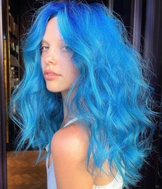 The Prettiest Blue Hair Color Ideas for a Bold Look This Spring | Fashionisers© Sky Blue Hair, Blue Hair Color, Neon Hair, Spring Hair Color